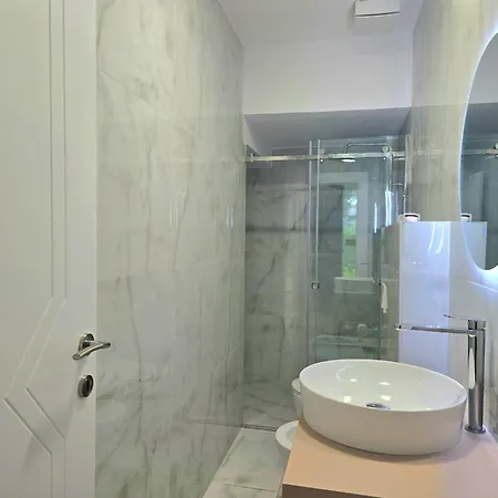 Villa Gardenia 2 *